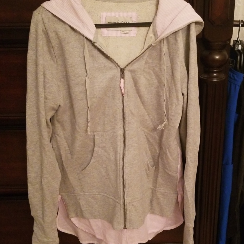 Evy's tree hoodie
